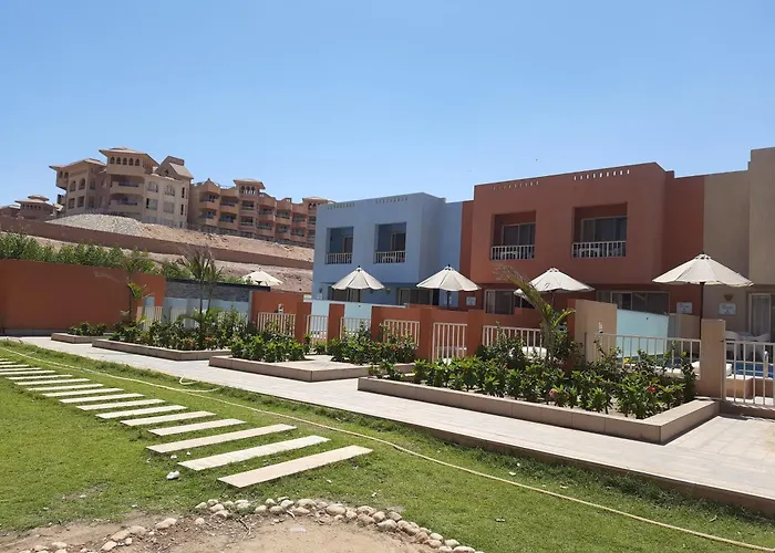 Villa رويال بورتو ساوث بيتش السخنه *